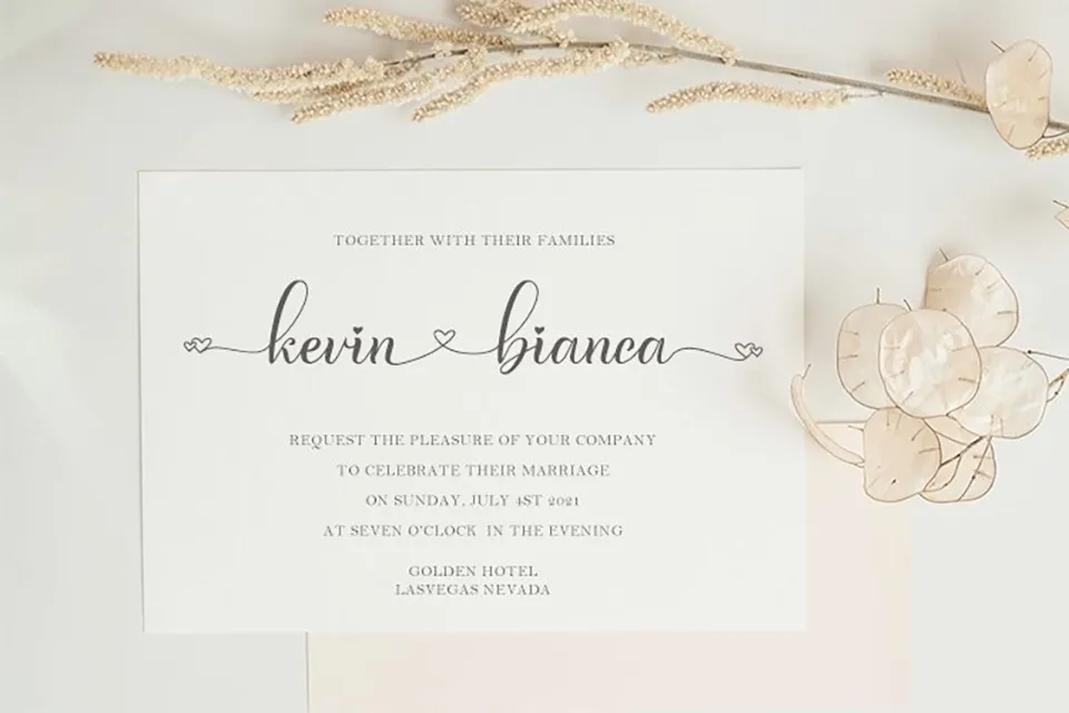 Fabella Flower Calligraphy Font