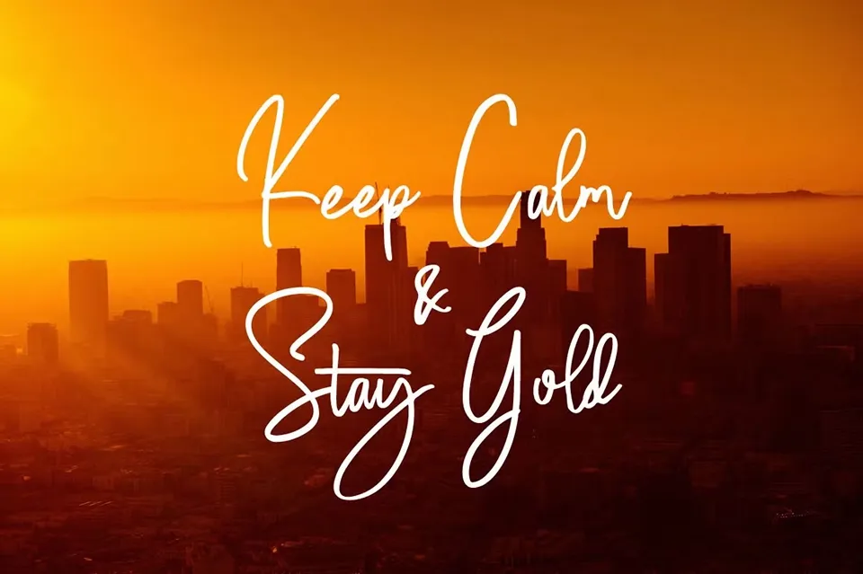 Salute Riches Handwritten Font