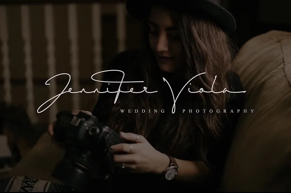 Windha Signature Font