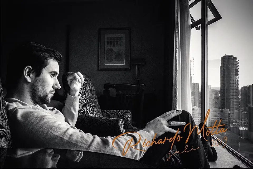 Photograph Signature Font