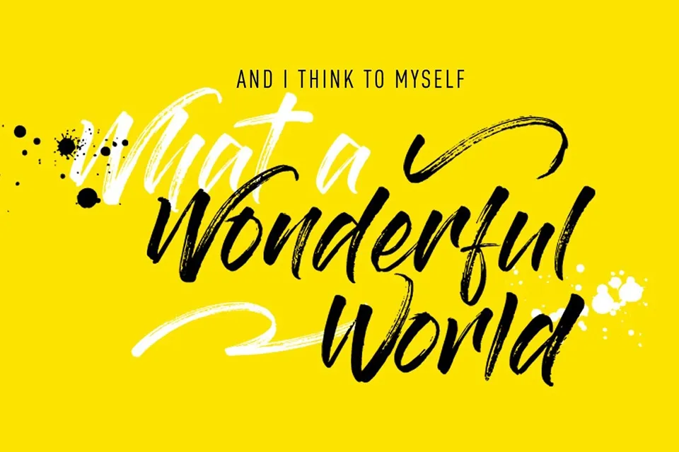 Gloss And Bloom Font