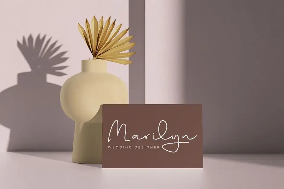 Aline Signature Font