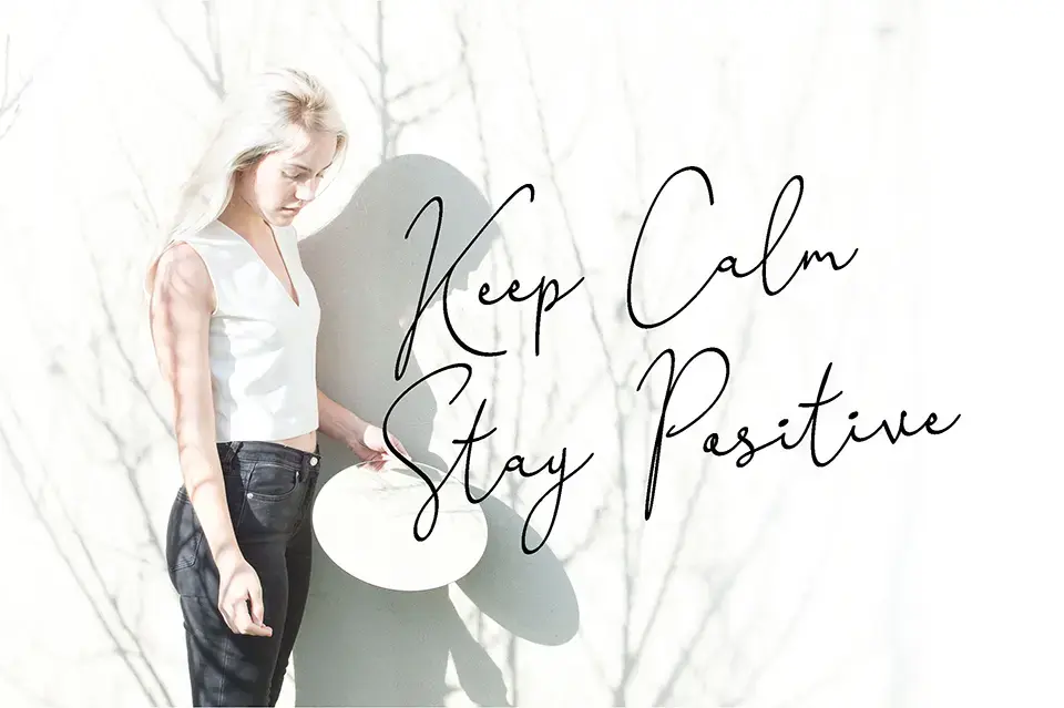 Honeymoon Avenue Script Font