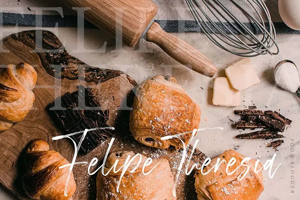 Pineapple Palm Tree Font